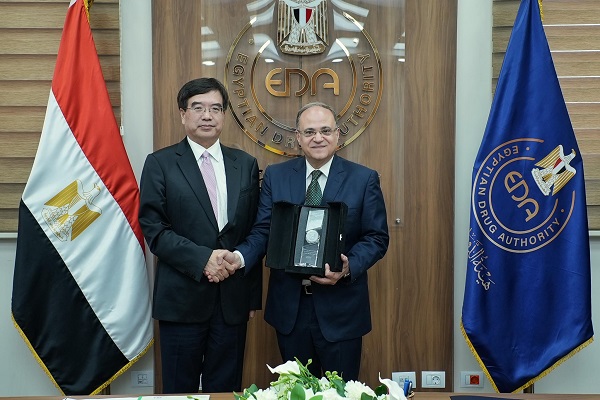  رئيس هيئة الدواء يستقبل وفد الإدارة الوطنية للمنتجات الطبية بجمهورية الصين الشعبية 